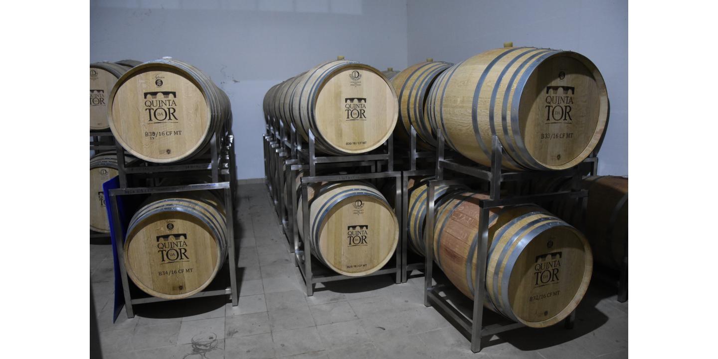 Suporte para Barricas de Madeira